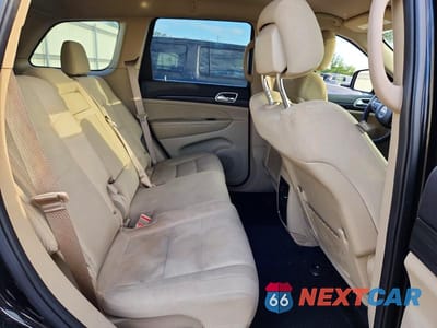 Zdjęcie 11 z 13 samochodu: 2019 JEEP GRAND CHEROKEE LAREDO VIN:1C4RJFAG9KC741283 - miniatura