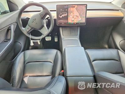 Zdjęcie 8 z 13 samochodu: 2022 TESLA MODEL Y VIN:7SAYGDEF7NF319474 - miniatura