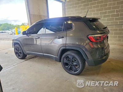Drugie zdjęcie samochodu z przodu: 2018 JEEP COMPASS LATITUDE VIN:3C4NJDBB1JT337645 - miniatura
