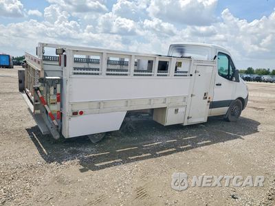 Trzecie zdjęcie samochodu z tyłu: 2019 MERCEDES-BENZ SPRINTER 3500/4500 VIN:WDAPF3CD5KN031251 - miniatura