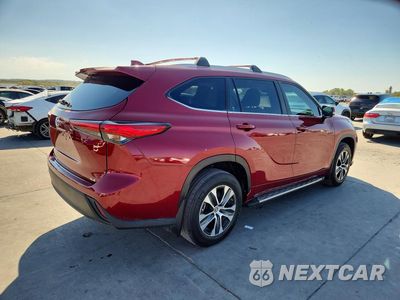 Trzecie zdjęcie samochodu z tyłu: 2023 TOYOTA HIGHLANDER XLE VIN:5TDKDRAH9PS041773 - miniatura