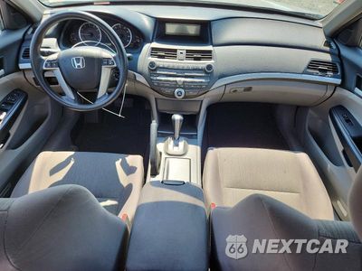 Zdjęcie 8 z 12 samochodu: 2012 HONDA ACCORD LX VIN:1HGCP2F36CA223763 - miniatura