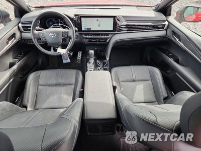 Zdjęcie 8 z 12 samochodu: 2025 TOYOTA CAMRY XSE VIN:4T1DBADK7SU012408 - miniatura