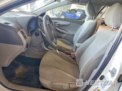 Zdjęcie 7 z 12 samochodu: 2010 TOYOTA COROLLA LE VIN:1NXBU4EE4AZ176855 - miniatura