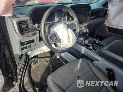 Zdjęcie 8 z 12 samochodu: 2025 FORD F150 LIGHTNING XLT VIN:1FTVW3LK5SWG10205 - miniatura