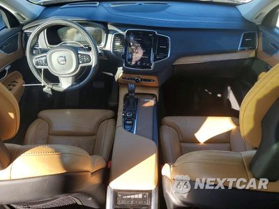 Zdjęcie 8 z 13 samochodu: 2016 VOLVO XC90 T6 VIN:YV4A22PL1G1013352 - miniatura