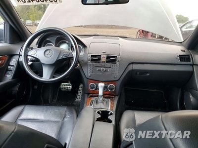 Zdjęcie 8 z 12 samochodu: 2010 MERCEDES-BENZ C 300 4MATIC VIN:WDDGF8BB4AF447459 - miniatura