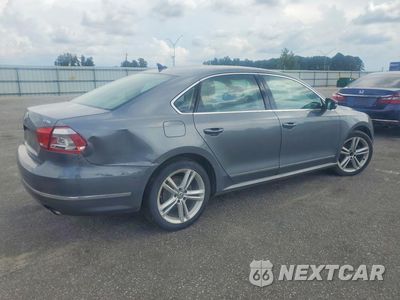 Trzecie zdjęcie samochodu z tyłu: 2013 VOLKSWAGEN PASSAT SEL VIN:1VWCM7A35DC076639 - miniatura