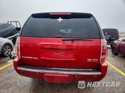Zdjęcie 6 z 13 samochodu: 2013 GMC YUKON XL DENALI VIN:1GKS2MEFXDR357439 - miniatura