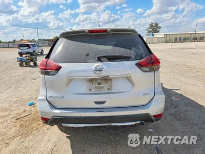 Zdjęcie 6 z 13 samochodu: 2019 NISSAN ROGUE SV VIN:5N1AT2MT5KC704896 - miniatura