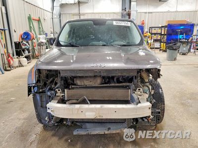 Piąte zdjęcie samochodu w środku: 2017 JEEP RENEGADE SPORT VIN:ZACCJBAB9HPF61518 - miniatura