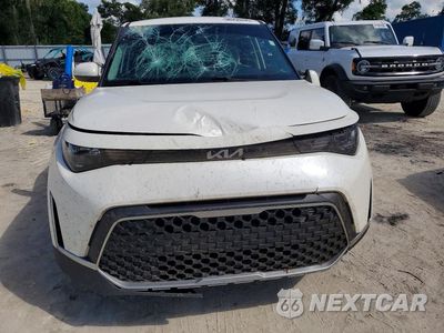 Piąte zdjęcie samochodu w środku: 2023 KIA SOUL LX VIN:KNDJ23AU0P7893807 - miniatura