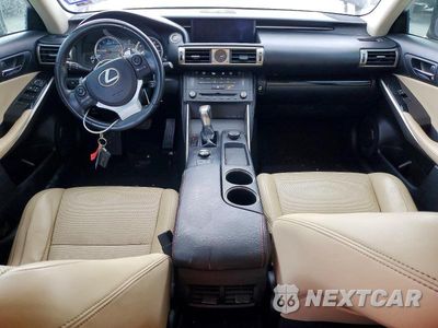 Zdjęcie 8 z 13 samochodu: 2016 LEXUS IS 200T VIN:JTHBA1D2XG5009422 - miniatura