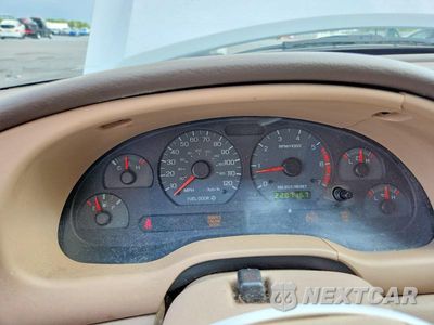 Zdjęcie 9 z 12 samochodu: 2002 FORD MUSTANG VIN:1FAFP44412F224376 - miniatura