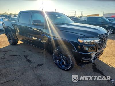 Czwarte zdjęcie samochodu z boku: 2025 RAM 1500 BIG HORN/LONE STAR VIN:1C6RRFFG5SN537707 - miniatura