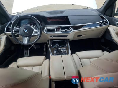 Zdjęcie 8 z 12 samochodu: 2021 BMW X7 XDRIVE40I VIN:5UXCW2C08M9F34336 - miniatura