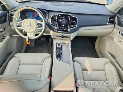 Zdjęcie 8 z 13 samochodu: 2024 VOLVO XC90 ULTIMATE VIN:YV4H60CF7R1246968 - miniatura