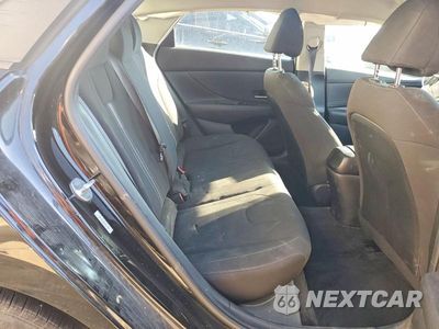 Zdjęcie 10 z 13 samochodu: 2021 HYUNDAI ELANTRA SEL VIN:KMHLS4AG6MU211563 - miniatura