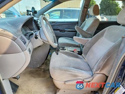 Zdjęcie 7 z 13 samochodu: 2005 TOYOTA SIENNA LE 7 PASSENGER VIN:5TDZA23CX5S316306 - miniatura