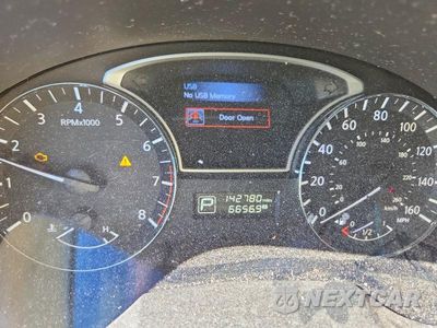 Zdjęcie 9 z 12 samochodu: 2014 NISSAN ALTIMA 2.5 S VIN:1N4AL3APXEN257191 - miniatura