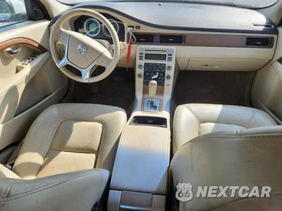 Zdjęcie 8 z 12 samochodu: 2010 VOLVO S80 T6 VIN:YV1992AH5A1120976 - miniatura
