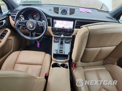 Zdjęcie 8 z 12 samochodu: 2023 PORSCHE MACAN BASE VIN:WP1AA2A54PLB06059 - miniatura