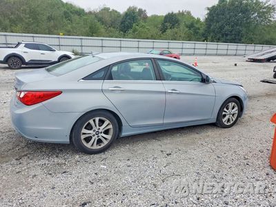 Trzecie zdjęcie samochodu z tyłu: 2011 HYUNDAI SONATA LIMITED VIN:5NPEC4AC98H027703 - miniatura