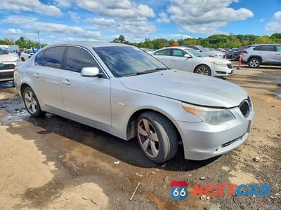 Czwarte zdjęcie samochodu z boku: 2007 BMW 530 XI VIN:WBANF735X7CU24148 - miniatura
