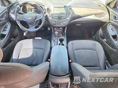 Zdjęcie 8 z 12 samochodu: 2017 CHEVROLET MALIBU LT VIN:1G1ZE5ST0HF153346 - miniatura