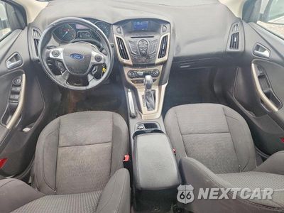 Zdjęcie 8 z 12 samochodu: 2012 FORD FOCUS SEL VIN:1FAHP3M28CL229238 - miniatura