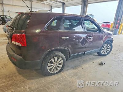 Trzecie zdjęcie samochodu z tyłu: 2011 KIA SORENTO LX VIN:5XYKTDA20BG089900 - miniatura