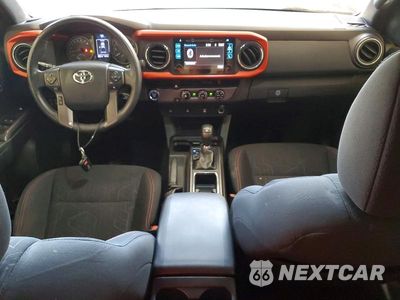 Zdjęcie 8 z 13 samochodu: 2017 TOYOTA TACOMA TRD SPORT VIN:5TFAZ5CN5HX041905 - miniatura