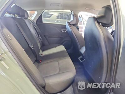 Zdjęcie 10 z 12 samochodu: 2026 KIA K4 LXS VIN:3KPFT4DE3TE253811 - miniatura
