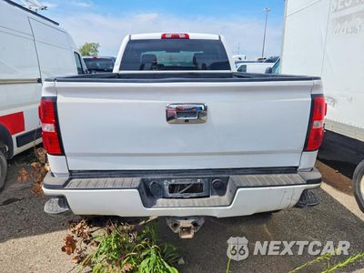 Zdjęcie 6 z 12 samochodu: 2017 GMC SIERRA K2500 HEAVY DUTY VIN:1GT12REY8HF141232 - miniatura