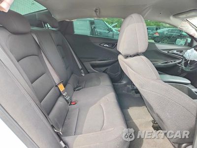 Zdjęcie 10 z 12 samochodu: 2023 CHEVROLET MALIBU RS VIN:1G1ZG5ST2PF245759 - miniatura