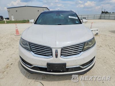 Piąte zdjęcie samochodu w środku: 2017 LINCOLN MKX RESERVE VIN:2LMPJ8LR5HBL32594 - miniatura