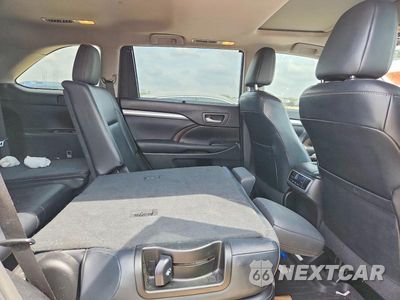 Zdjęcie 11 z 13 samochodu: 2015 TOYOTA HIGHLANDER XLE VIN:5TDKKRFHXFS100763 - miniatura