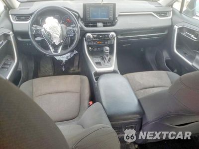 Zdjęcie 8 z 13 samochodu: 2019 TOYOTA RAV4 XLE VIN:2T3P1RFV4KW082929 - miniatura