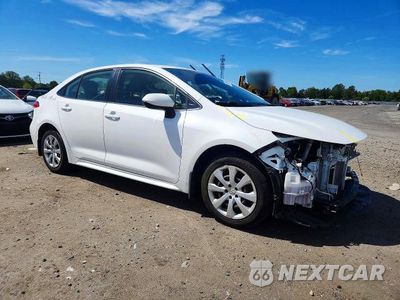 Czwarte zdjęcie samochodu z boku: 2021 TOYOTA COROLLA LE VIN:JTDEPMAEXMJ140382 - miniatura