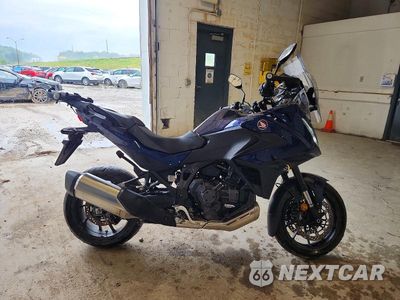 2025 HONDA NT1100 D JH2SC9048SK001015 - główne zdjęcie licytacji z USA - miniatura