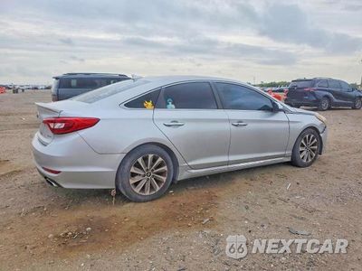 Trzecie zdjęcie samochodu z tyłu: 2015 HYUNDAI SONATA SPORT VIN:5NPE34AF9FH218716 - miniatura