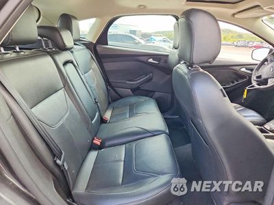 Zdjęcie 10 z 13 samochodu: 2017 FORD FOCUS TITANIUM VIN:1FADP3N26HL349219 - miniatura