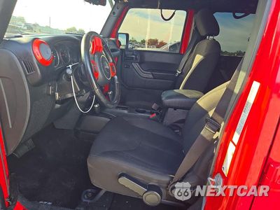 Zdjęcie 7 z 13 samochodu: 2017 JEEP WRANGLER UNLIMITED SPORT VIN:1C4BJWDG5HL591033 - miniatura