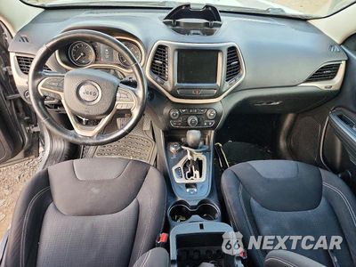 Zdjęcie 8 z 12 samochodu: 2015 JEEP CHEROKEE LATITUDE VIN:1C4PJMCS0FW654406 - miniatura