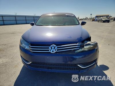 Piąte zdjęcie samochodu w środku: 2012 VOLKSWAGEN PASSAT SE VIN:1VWBP7A35CC066727 - miniatura