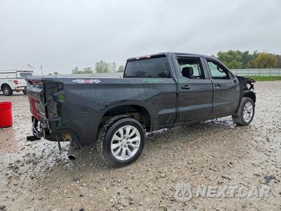 Trzecie zdjęcie samochodu z tyłu: 2020 CHEVROLET SILVERADO K1500 CUSTOM VIN:1GCPYBEHXLZ224393 - miniatura