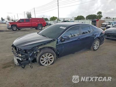 2021 TOYOTA CAMRY LE 4T1C11AK4MU604077 - główne zdjęcie licytacji z USA - miniatura