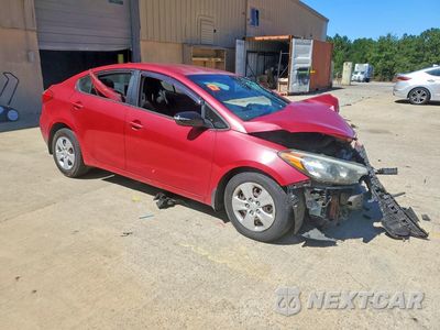 Czwarte zdjęcie samochodu z boku: 2016 KIA FORTE LX VIN:KNAFK4A66G5457761 - miniatura