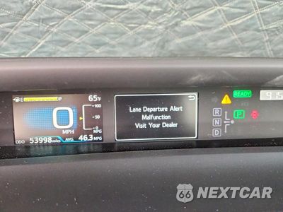 Zdjęcie 9 z 13 samochodu: 2019 TOYOTA PRIUS XLE AWD-E VIN:JTDL9RFU7K3012665 - miniatura