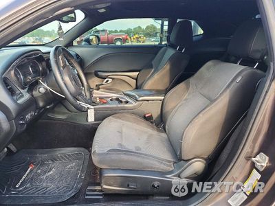 Zdjęcie 7 z 12 samochodu: 2016 DODGE CHALLENGER SXT VIN:2C3CDZAG0GH330118 - miniatura